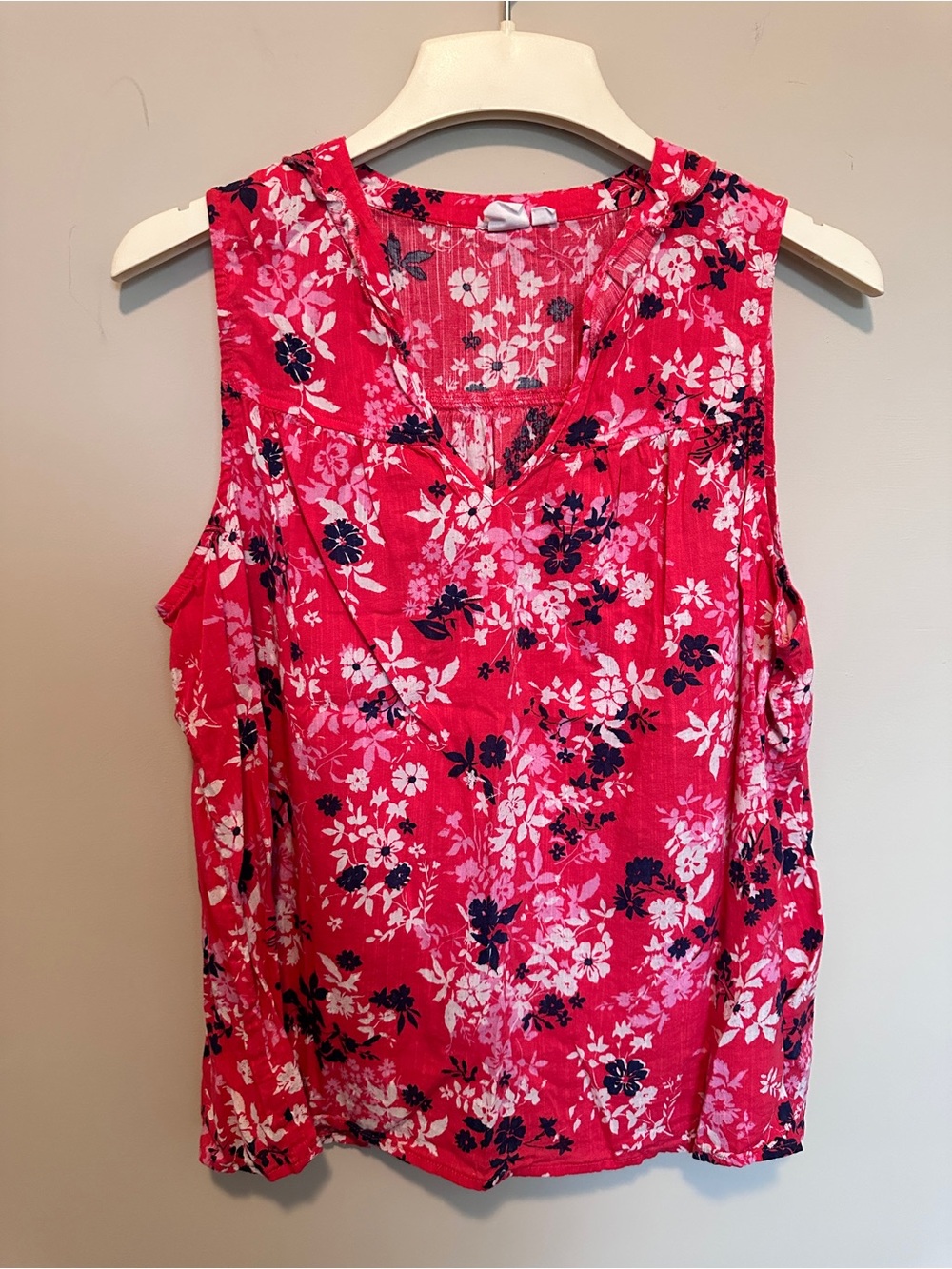 GAP Pink Floral V-Neck Sleeveless Camisole